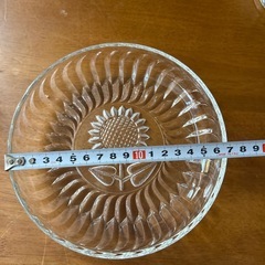 ひまわりのガラス皿　　　　の画像