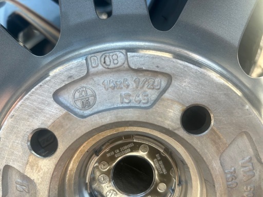 お取引中　
他府県配送可能！（費用別）2021年 軽自動車用サイズスタッドレス155/65R14 VRX2 ➕  社外アルミホイールセ