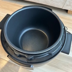 美品！
TOSHIBA 電気圧力鍋の画像