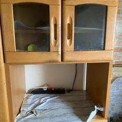 食器棚の画像