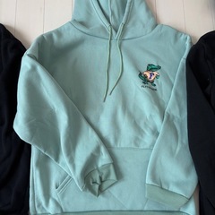 婦人服　パーカー　オーバーサイズ　の画像