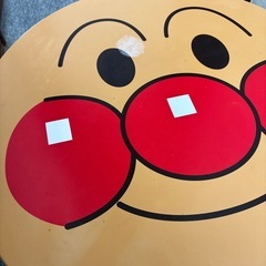 あんぱんまん　机と椅子の画像