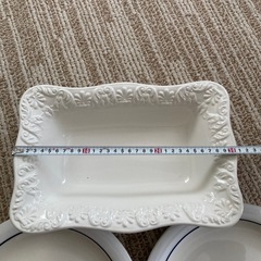 大きめお皿❗️おまけ付きの画像