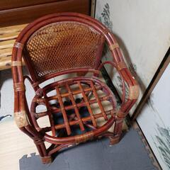 無料で差し上げます　椅子以外も引き取れる方のみの画像