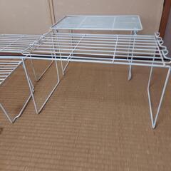 キッチン収納棚8つの画像
