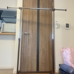 物干しラックの画像
