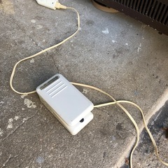 NO：3840  電動山﨑ミシン‼️日本製‼️ 超お買い得品❣️の画像
