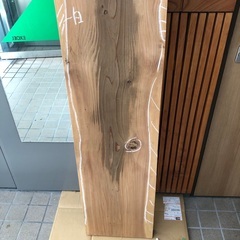 ●杉板無垢材（ミニカウンター）の画像