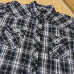 チェックのシャツの画像