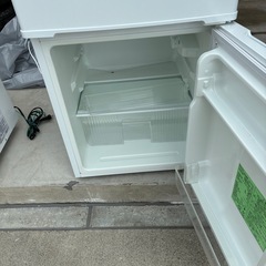 2ドア冷蔵庫90lの画像