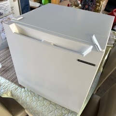 ヤマダ電機　ヤマダセレクトノンフロン1ドア冷蔵庫YRZ-C05H1の画像