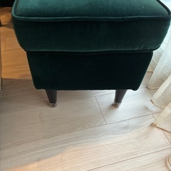 IKEAの1人がけ椅子の画像