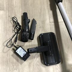 【松本市引き取り限定】HITACHIコードレスサイクロン式掃除機（2019年）の画像
