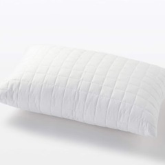 タグ付き新品未使用【無印良品　防ダニ　
洗える枕】の画像