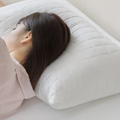 タグ付き新品未使用【無印良品　防ダニ　
洗える枕】の画像