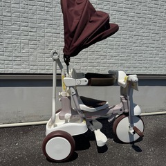 iimo 折り畳み　手押し棒付き　三輪車　の画像