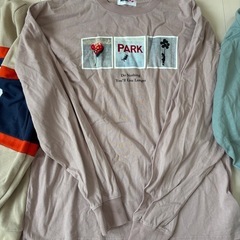 レディース服　ロングTシャツの画像
