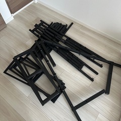 【無料】セミダブルのマットレスとベッドフレーム差し上げます（早めの引き取り希望） の画像