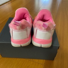 asics(アシックス)＆new balance(ニューバランス)＆NIKE(ナイキ)ベビースニーカーの画像