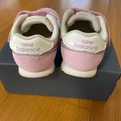 asics(アシックス)＆new balance(ニューバランス)＆NIKE(ナイキ)ベビースニーカーの画像
