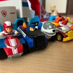 パウパトローラーとダイキャストビークルの画像