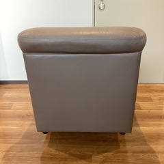 一人掛けソファ　牛革製【町田市再生家具】　251270の画像