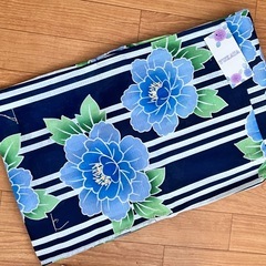 新品、浴衣と帯のセット 花柄 青白紺色縞模様の画像