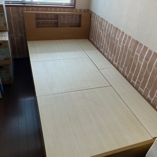シングルベッド