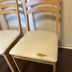 ダイニングチェア　ジャンク品(やぶれ)の画像
