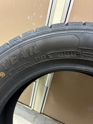 GOODYEAR スタッドレスタイヤ 165/65R14