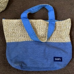 snidelとSHIPS バッグの画像