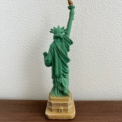 自由の女神フィギュアの画像