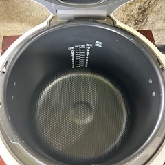T-fal 電気高圧鍋の画像
