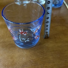 グラス2種類の画像