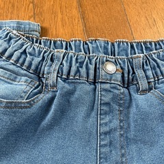 ユニセックスのズボンの画像