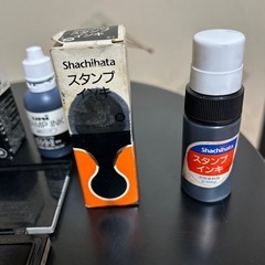 朱肉とスタンプ台他の画像