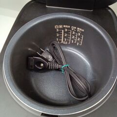 ★リユースのサカイ水戸店★ TOSHIBA 炊飯器 0.54L 19年製 動作確認／クリーニング済み MT5019の画像