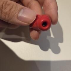 Beats Studio Buds ワイヤレスイヤホン レッド 充電ケースの画像