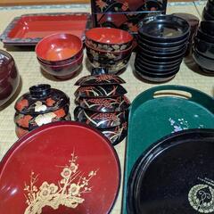 食器の画像