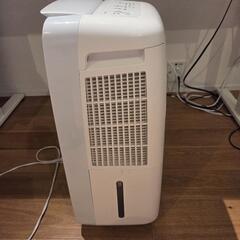 SHARP 冷風・衣類乾燥除湿機 ホワイト系 CM-R100-Wの画像