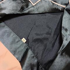 新品未使用 パジャマ グリーン 前開きパジャマ の画像