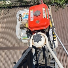 草刈り機の画像