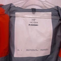 JILSANDER+ x ARC'TERYX コラボ　シェルパーカーの画像
