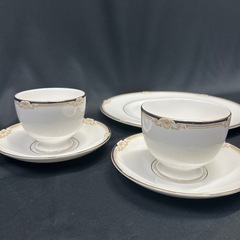 1345😸 WEDGWOOD カップ＆ソーサー２客 プレート１枚　Bone China CAVENDISHの画像