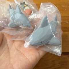 木彫りの動物たち（カプセルトイ）の画像