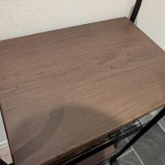 収納ラックの画像