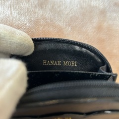 ハナエモリHANAEMORIコインケースコインパース小銭入れブラック黒色蝶ロゴレディース婦人女性用の画像