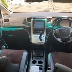 トヨタ　アルファード　　の画像