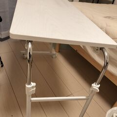 テーブル譲りますの画像