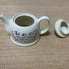 《Brunch Time Delicious》ティーポットの画像